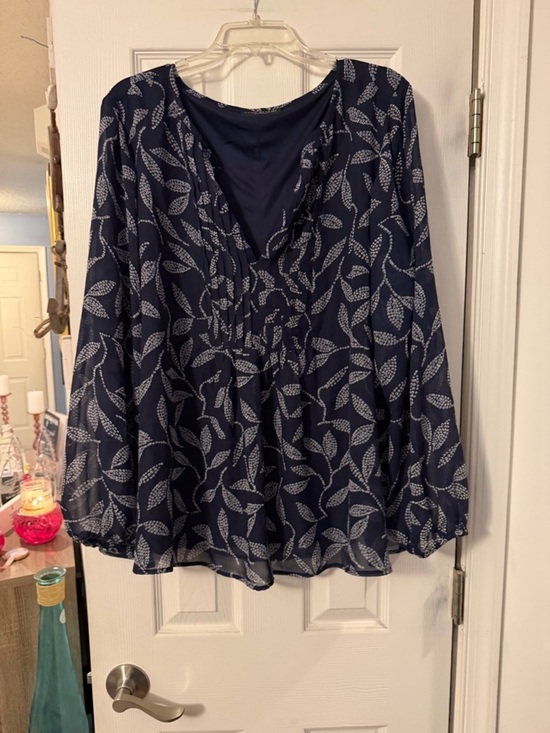 Lane Bryant Tops - Lane Bryant Navy Blue Printed V-Neck Peasant Blouse with White Leaf Print